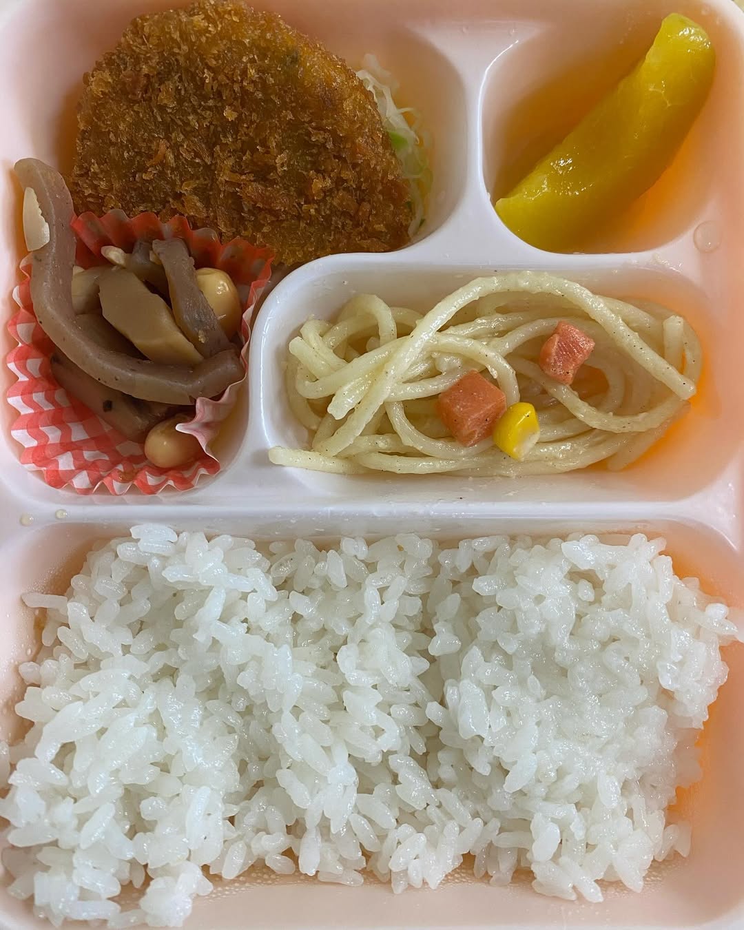 白ゆり幼稚園の給食のイメージ画像